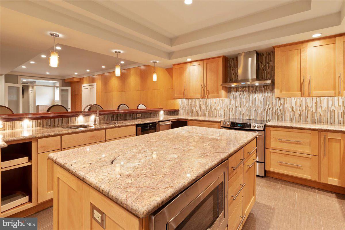 DEER RUN ESTATES - Residential