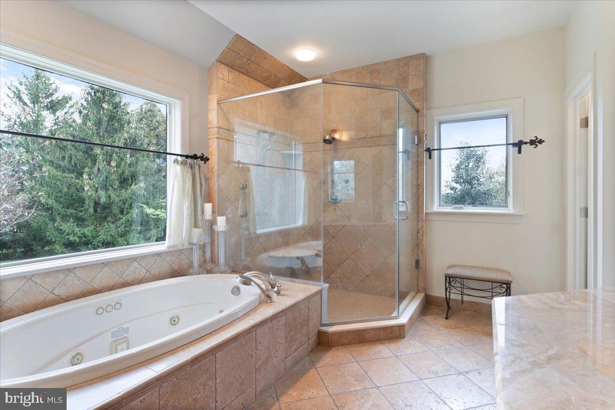 DEER RUN ESTATES - Residential