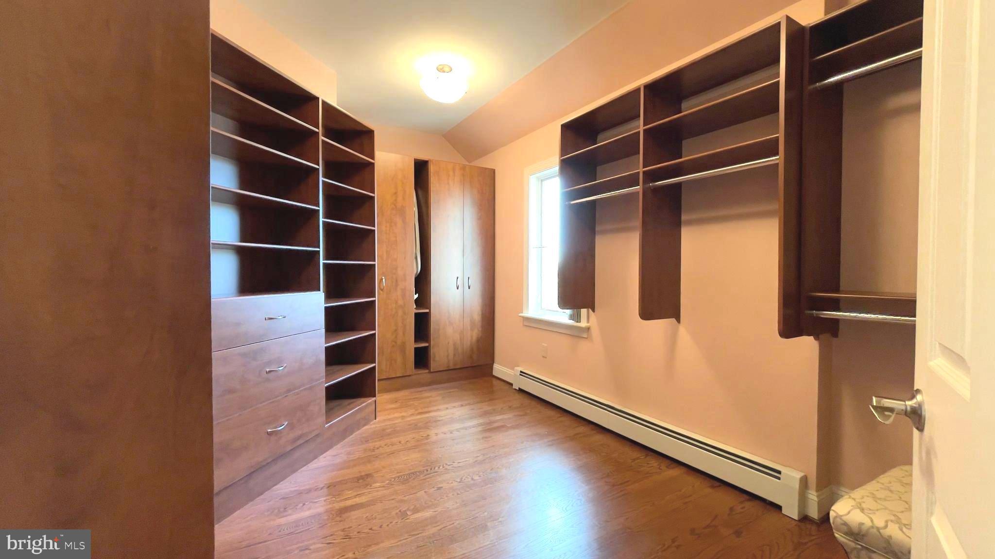 DEER RUN ESTATES - Residential