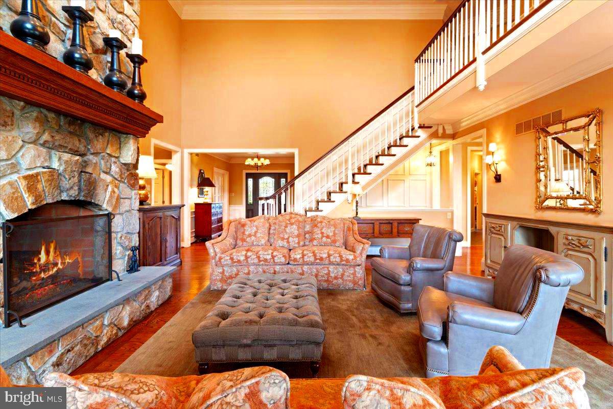 DEER RUN ESTATES - Residential