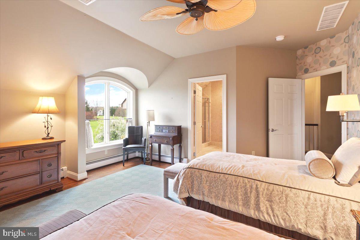 DEER RUN ESTATES - Residential