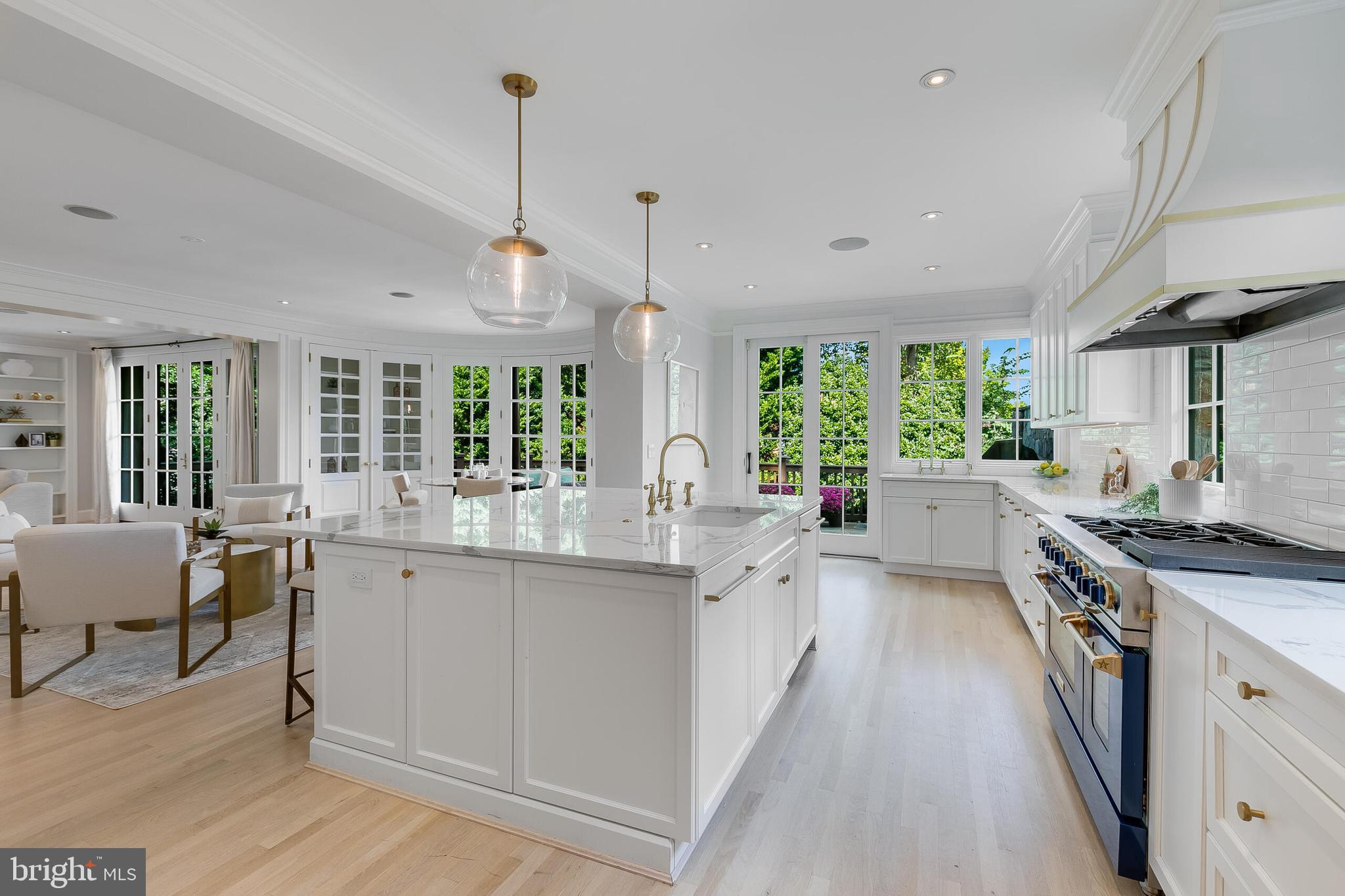 SPRING VALLEY - Residential