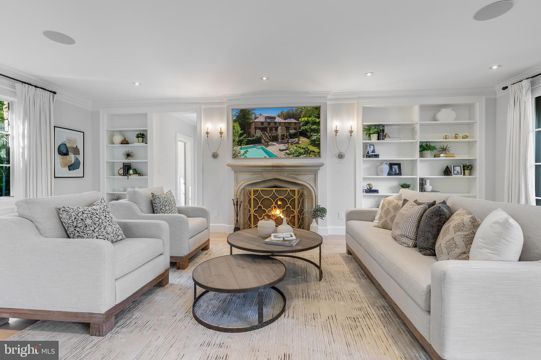 SPRING VALLEY - Residential