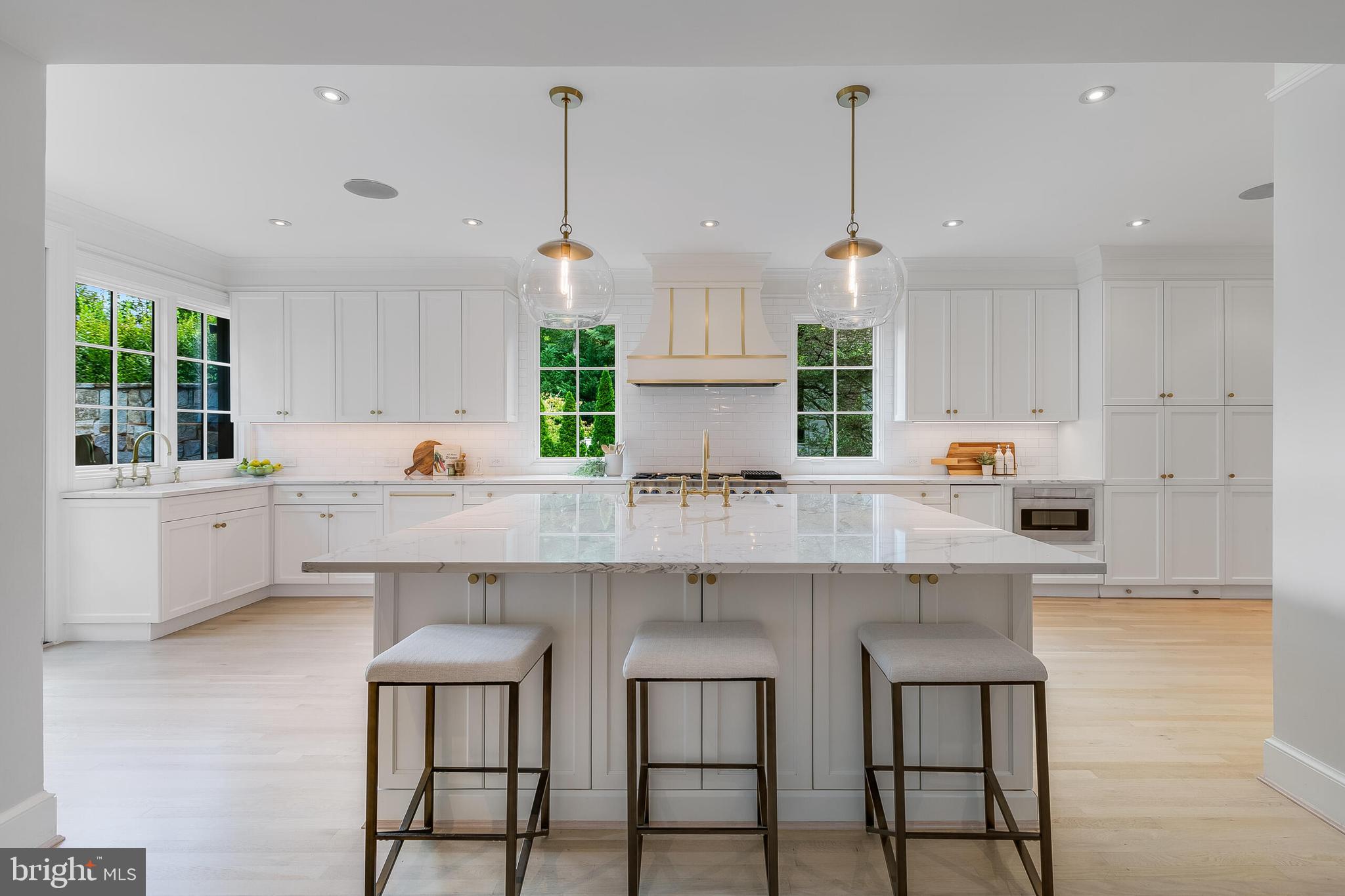 SPRING VALLEY - Residential
