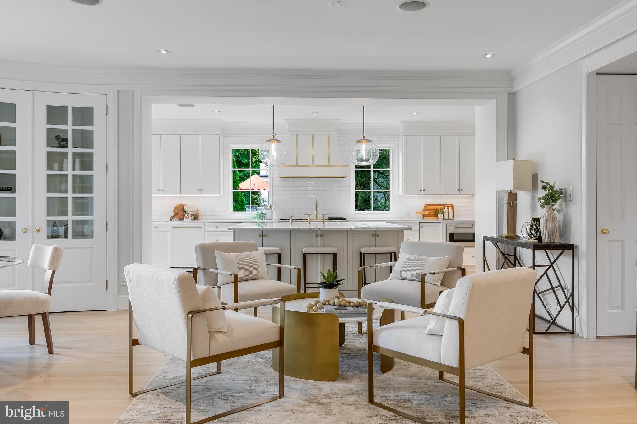 SPRING VALLEY - Residential