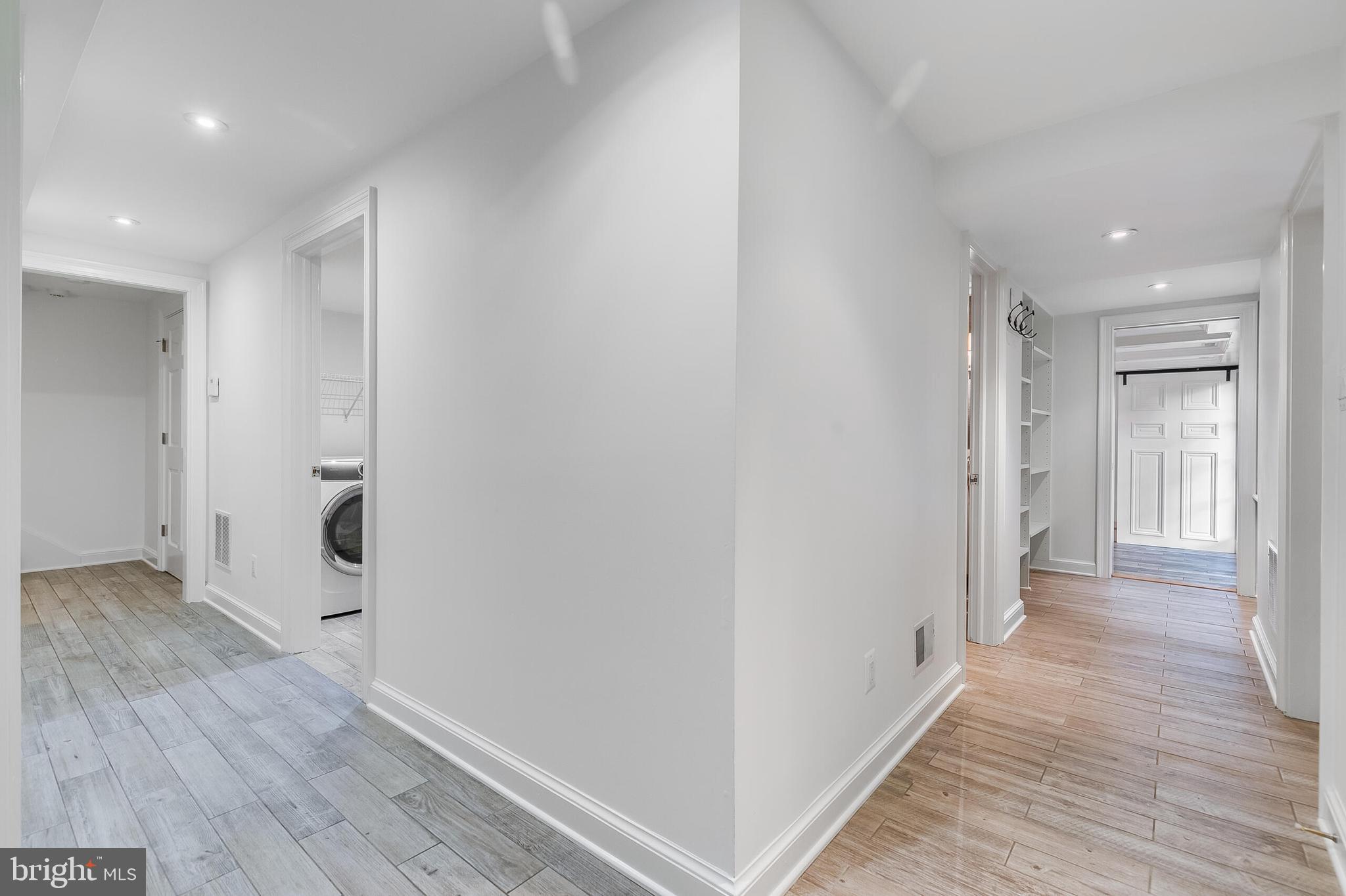 SPRING VALLEY - Residential