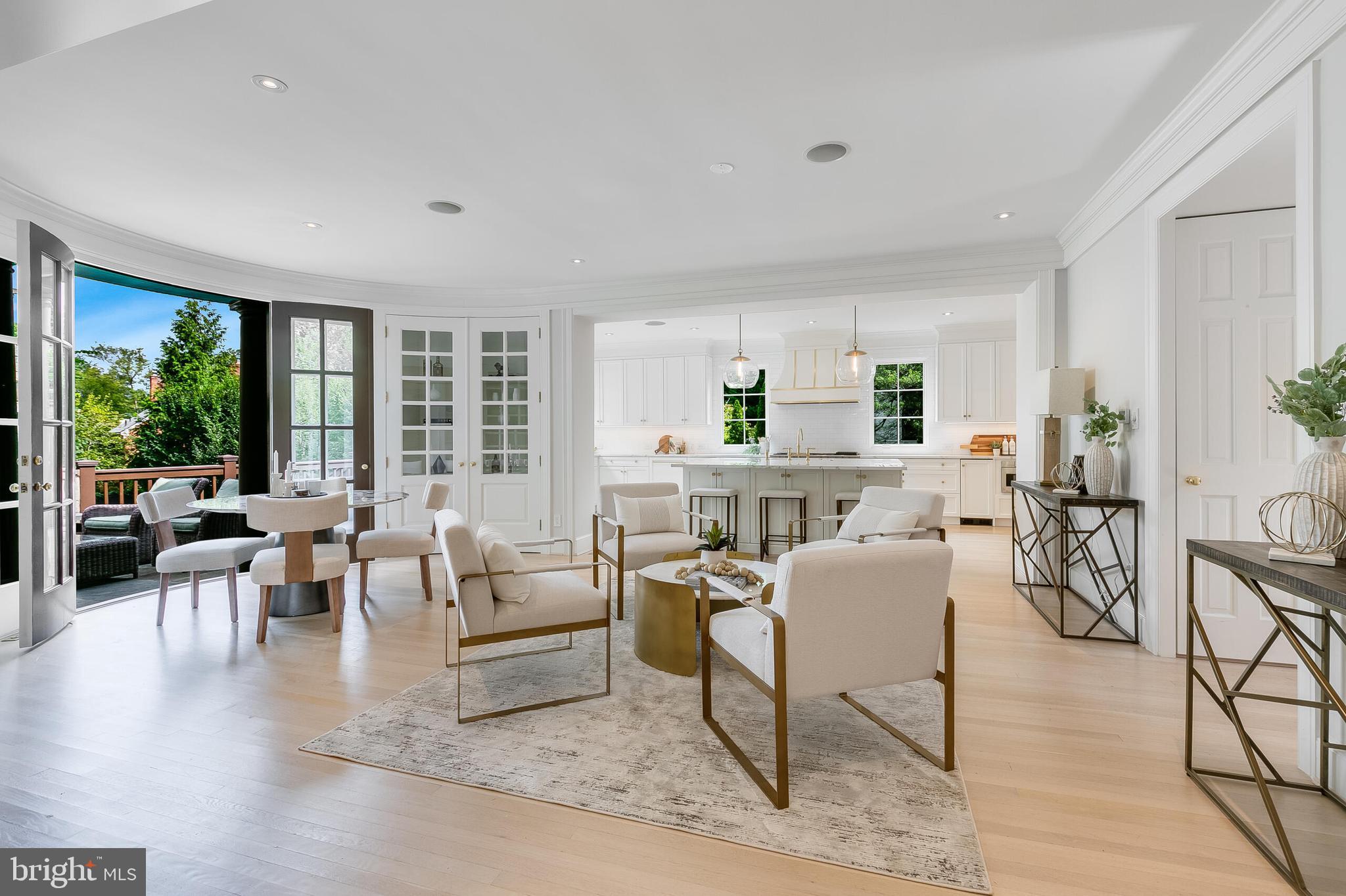 SPRING VALLEY - Residential