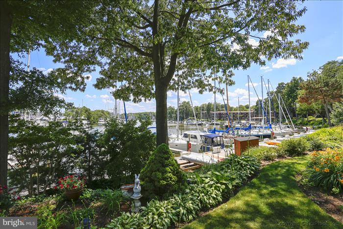 SEVERN HOUSE - Residential Lease