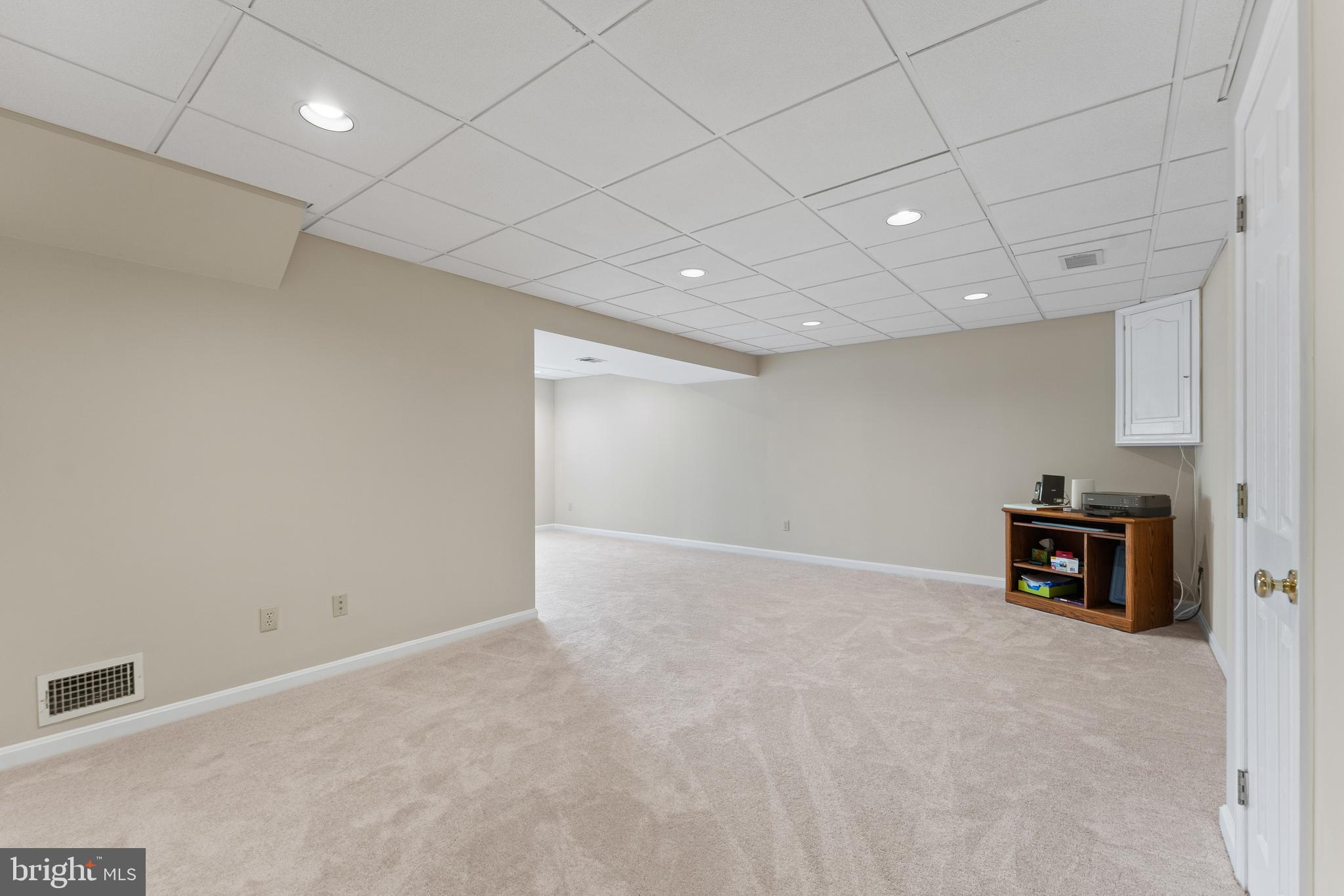 OAK SPRINGS - Residential