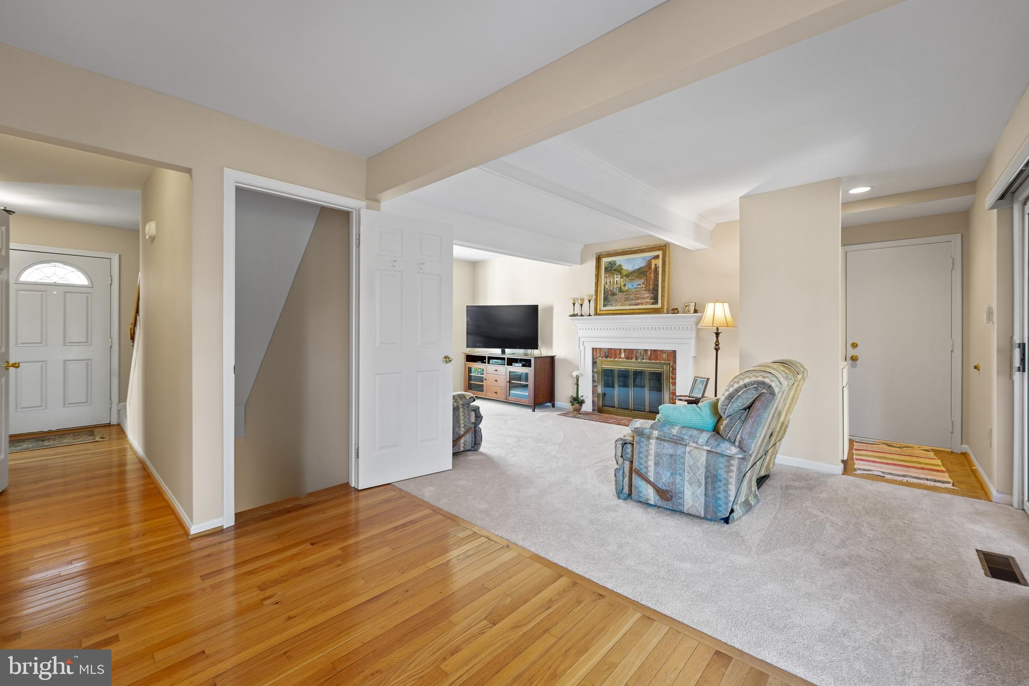 OAK SPRINGS - Residential