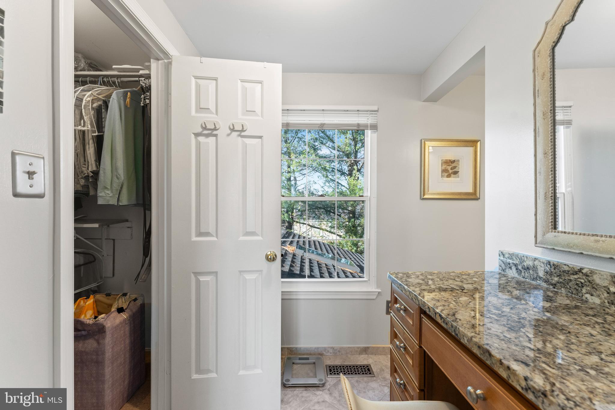 OAK SPRINGS - Residential