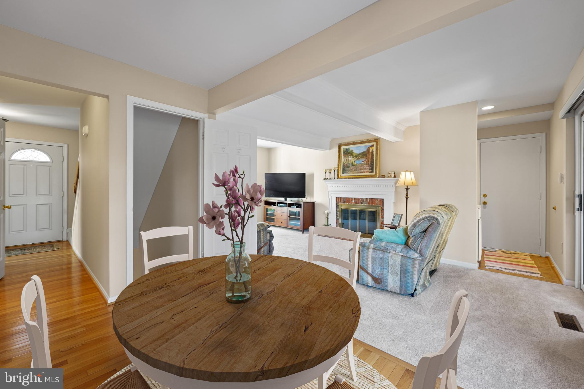 OAK SPRINGS - Residential