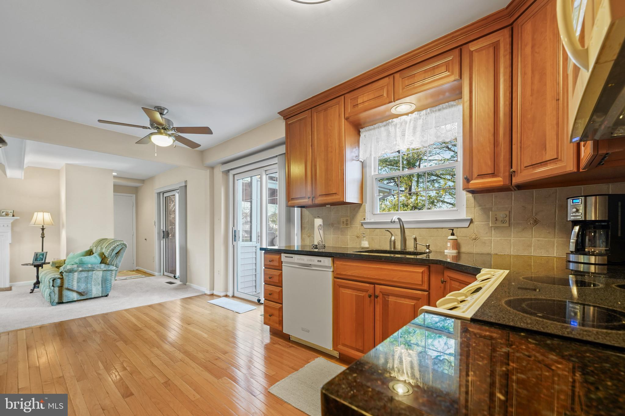 OAK SPRINGS - Residential