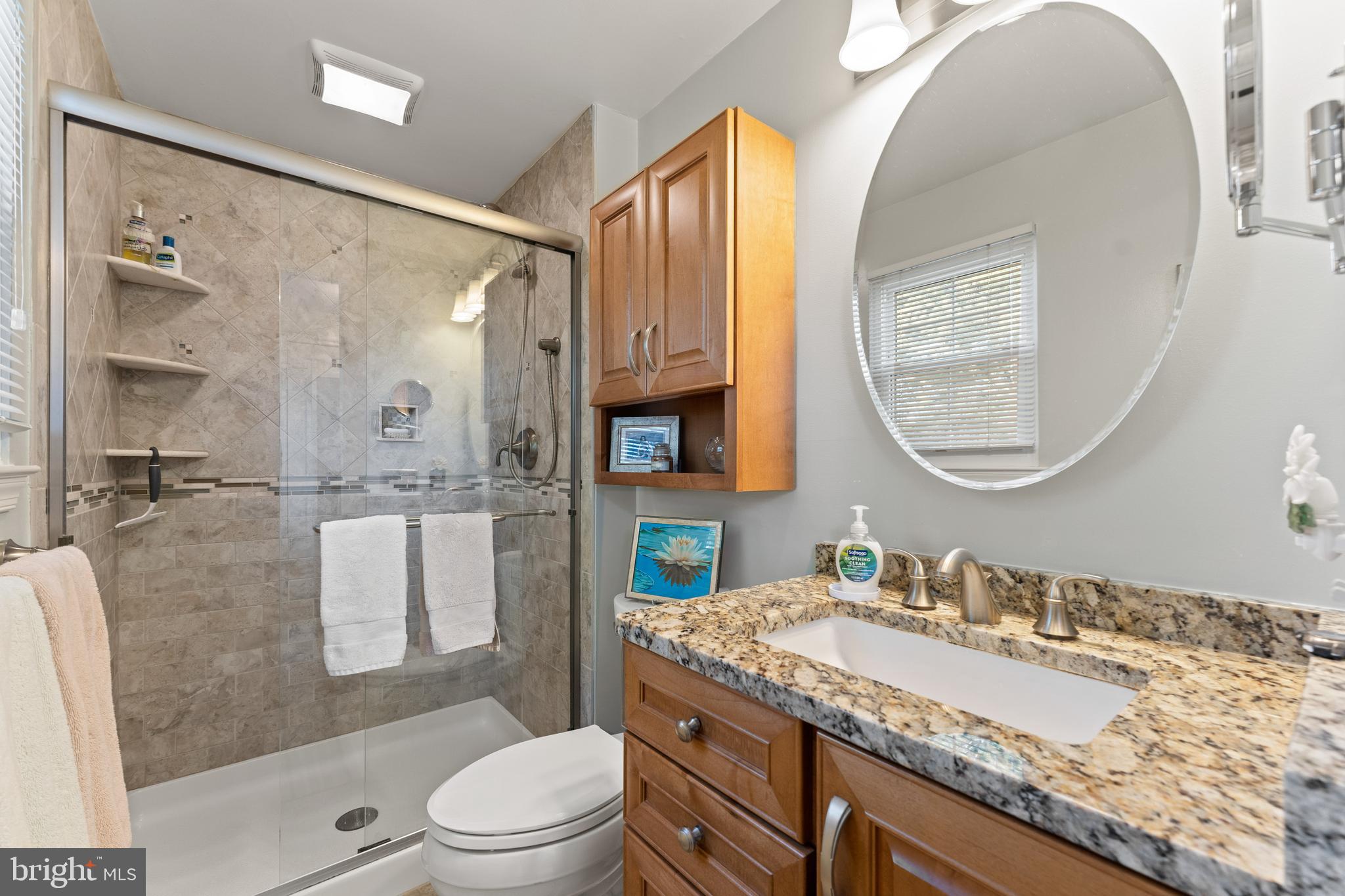 OAK SPRINGS - Residential