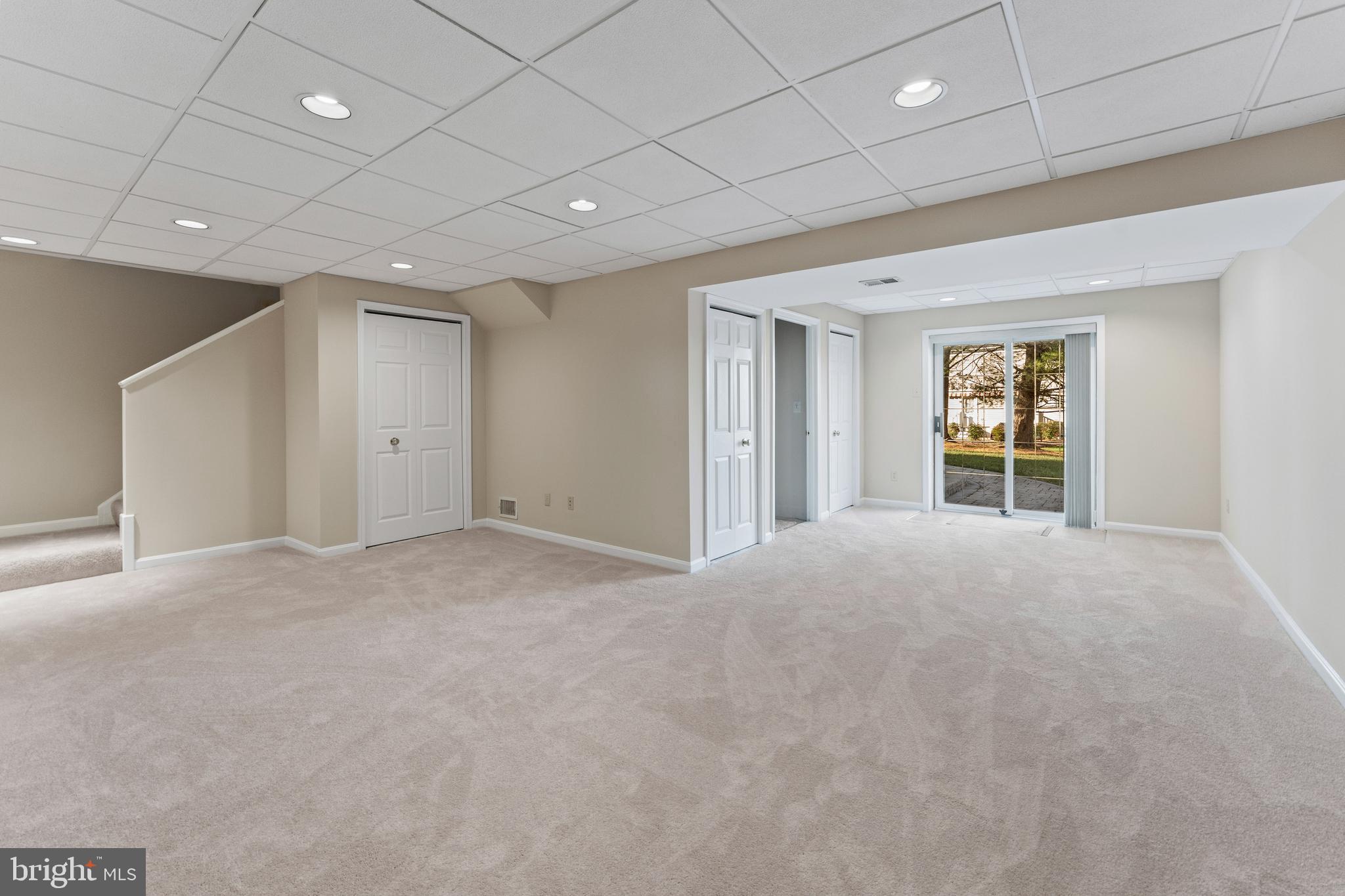 OAK SPRINGS - Residential