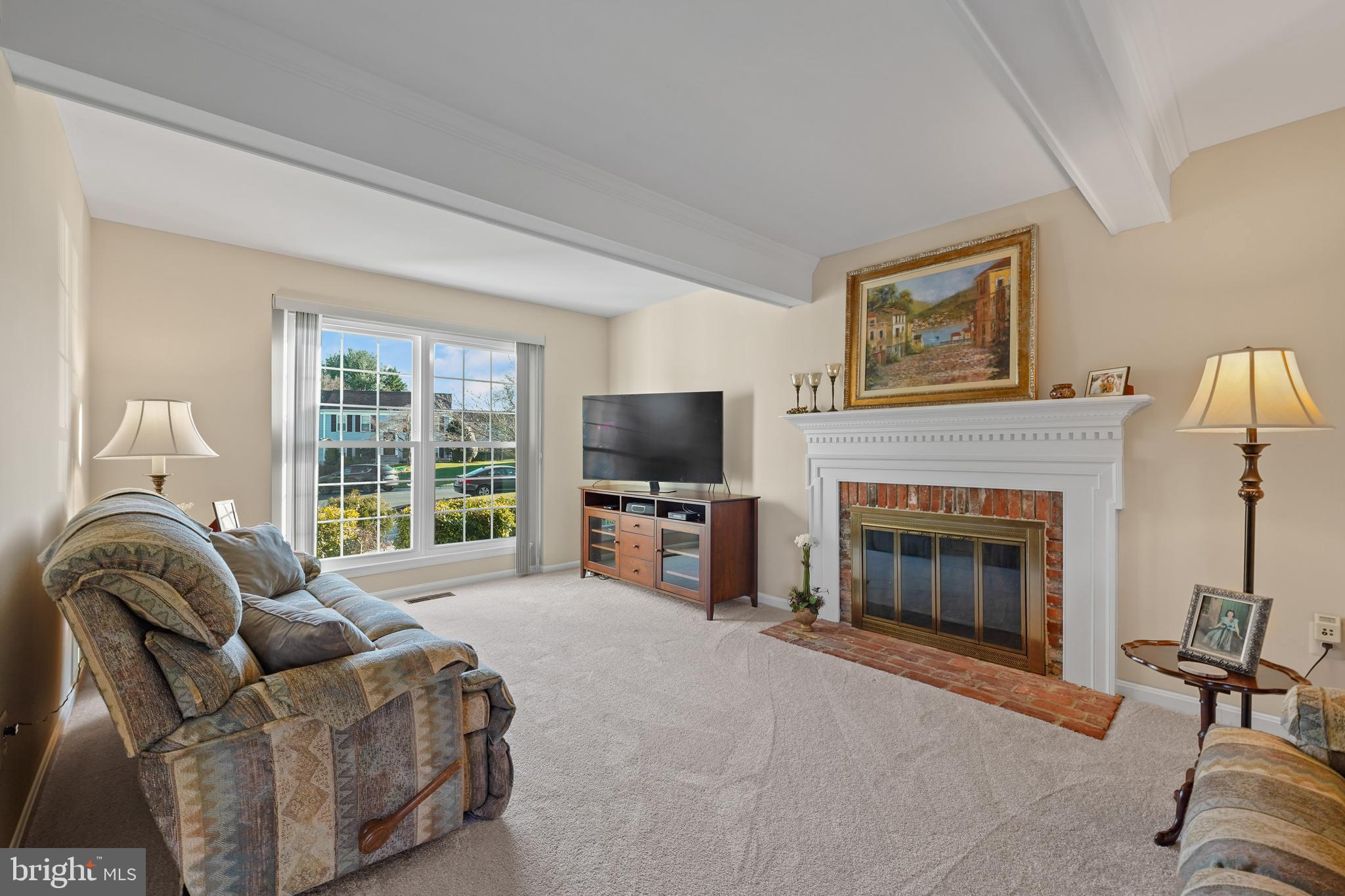 OAK SPRINGS - Residential