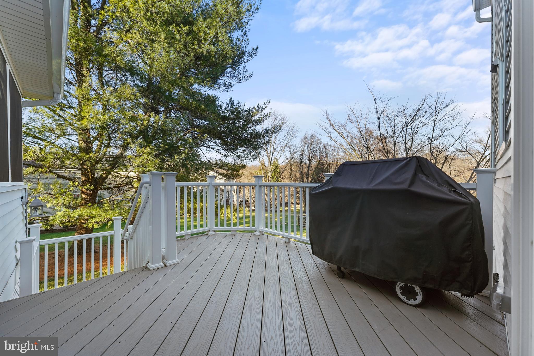 OAK SPRINGS - Residential