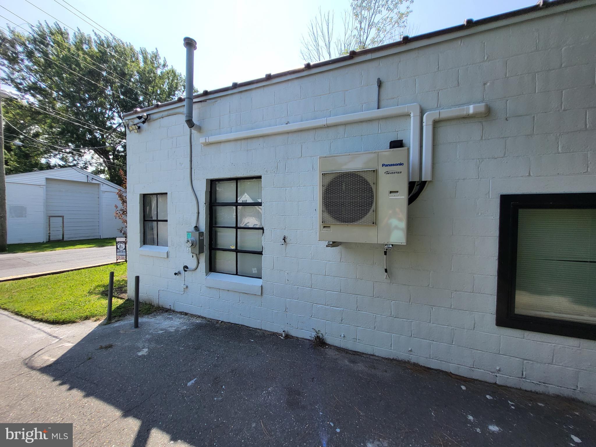 BOUNDARY AVENUE - Residential