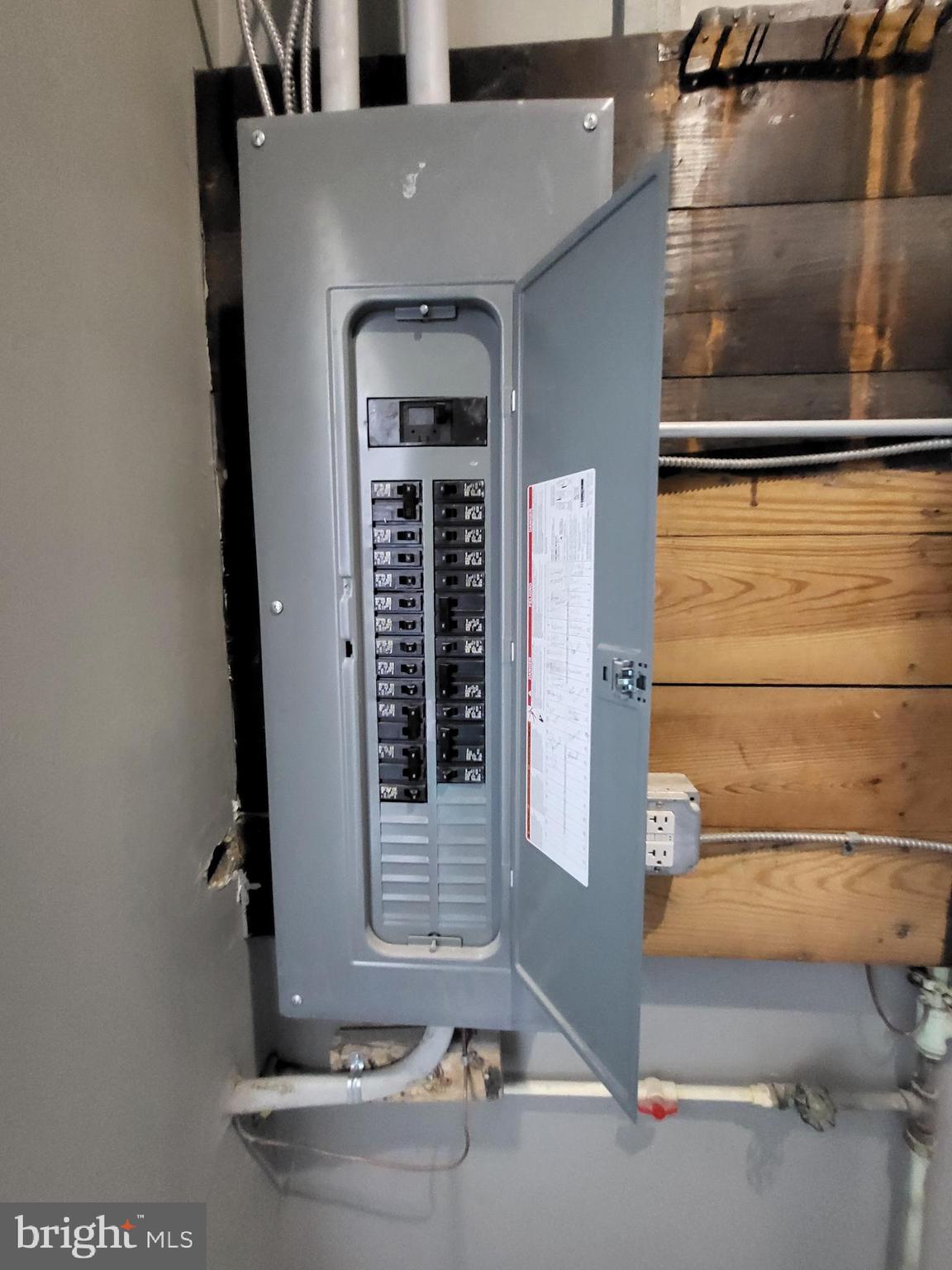 BOUNDARY AVENUE - Residential