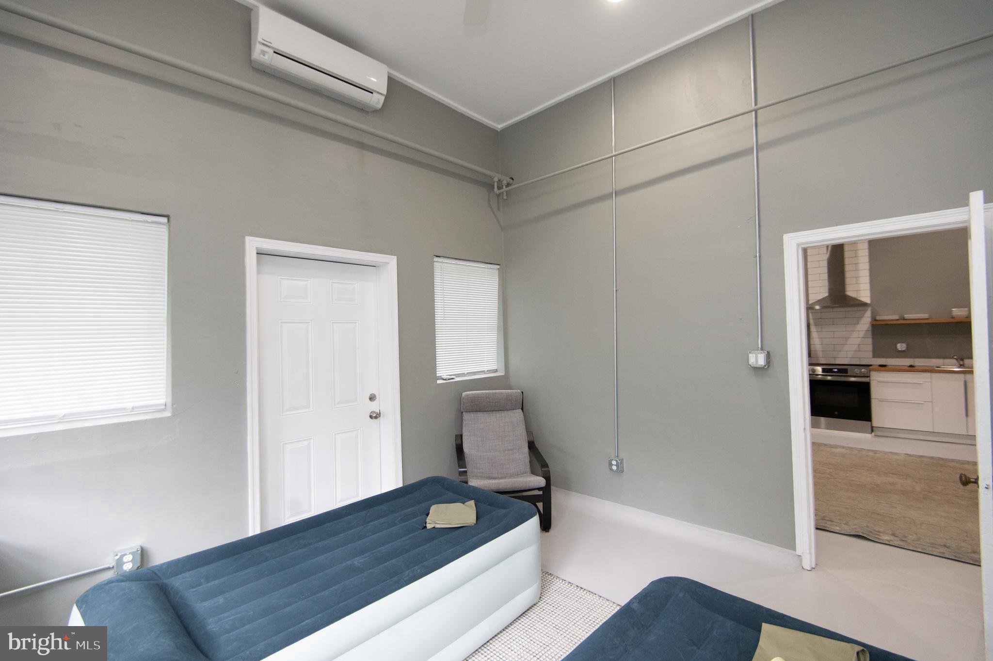 BOUNDARY AVENUE - Residential