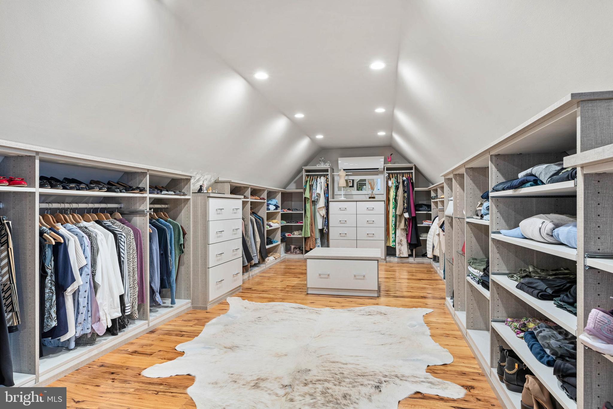 HARRISON ESTATE - Residential