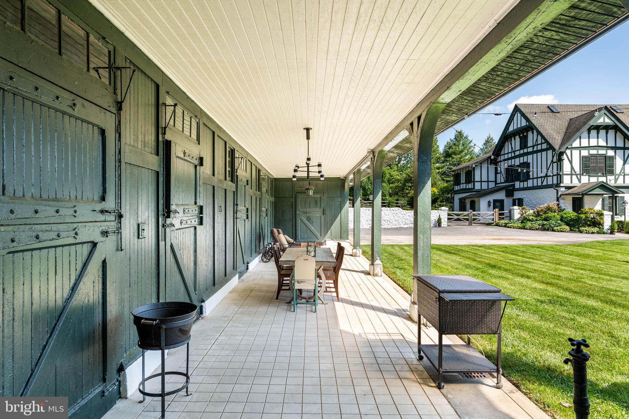 HARRISON ESTATE - Residential