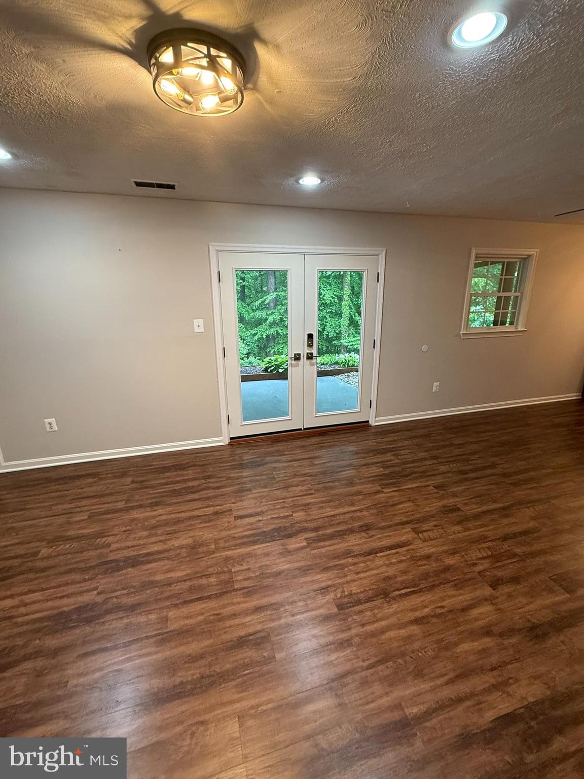 ORANGE HUNT ESTATES - Residential