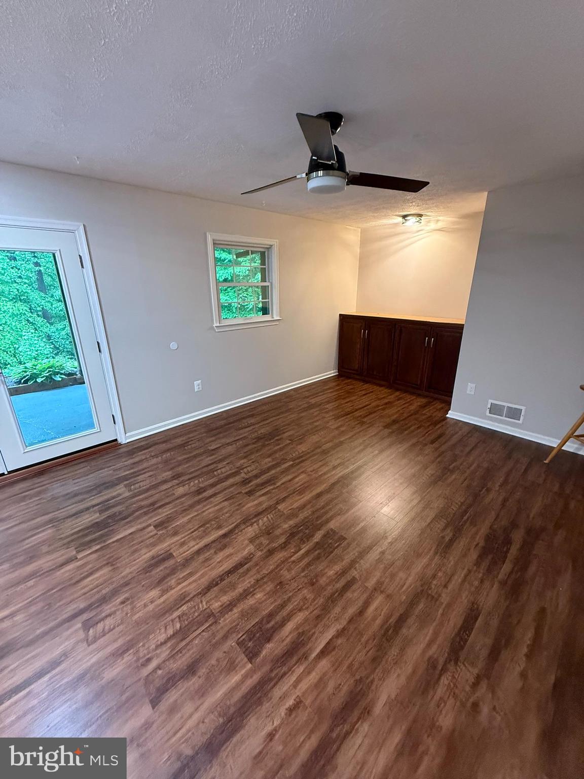 ORANGE HUNT ESTATES - Residential