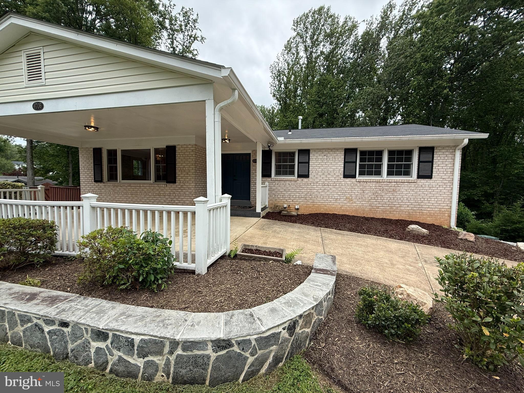 ORANGE HUNT ESTATES - Residential