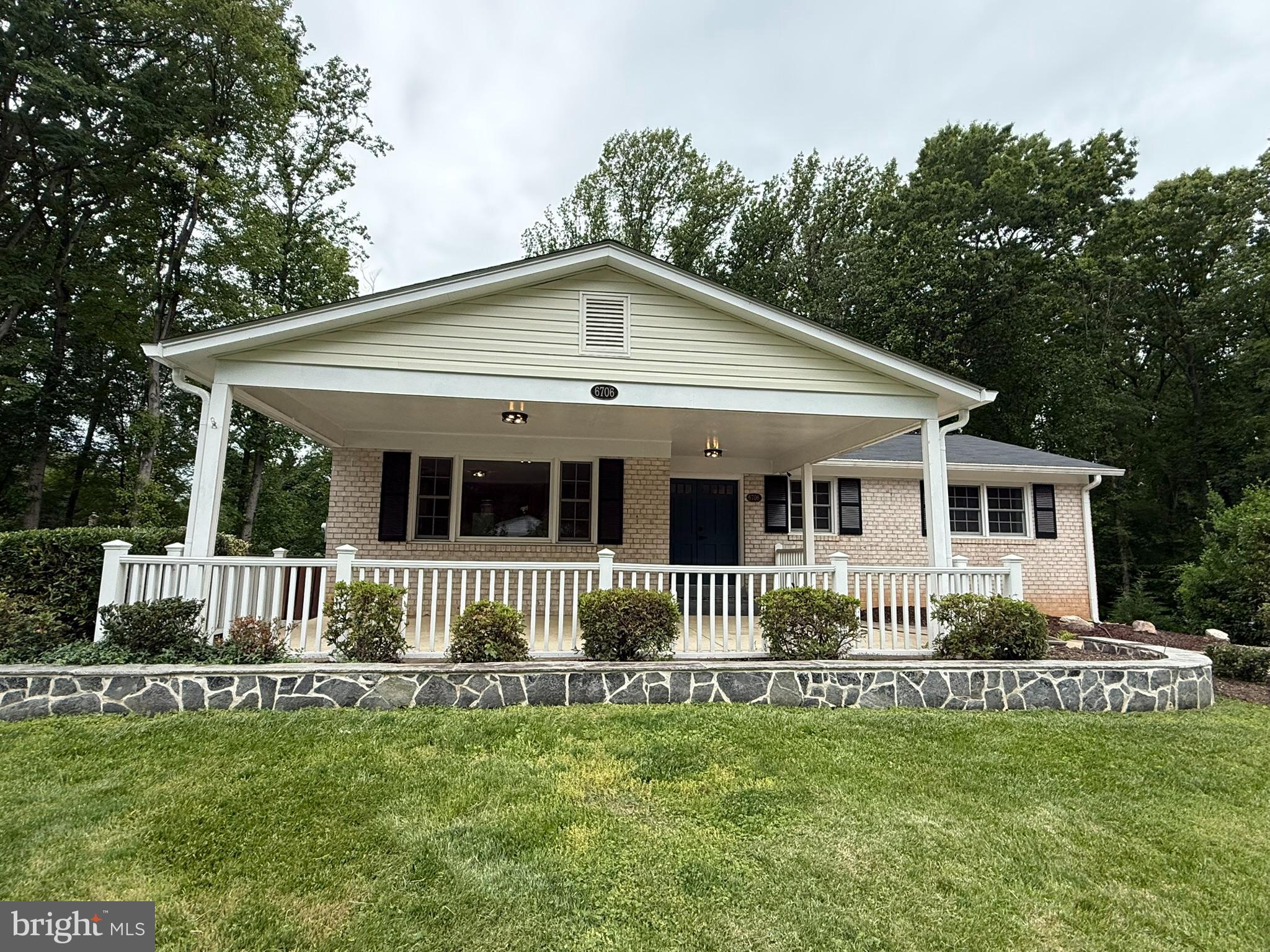 ORANGE HUNT ESTATES - Residential