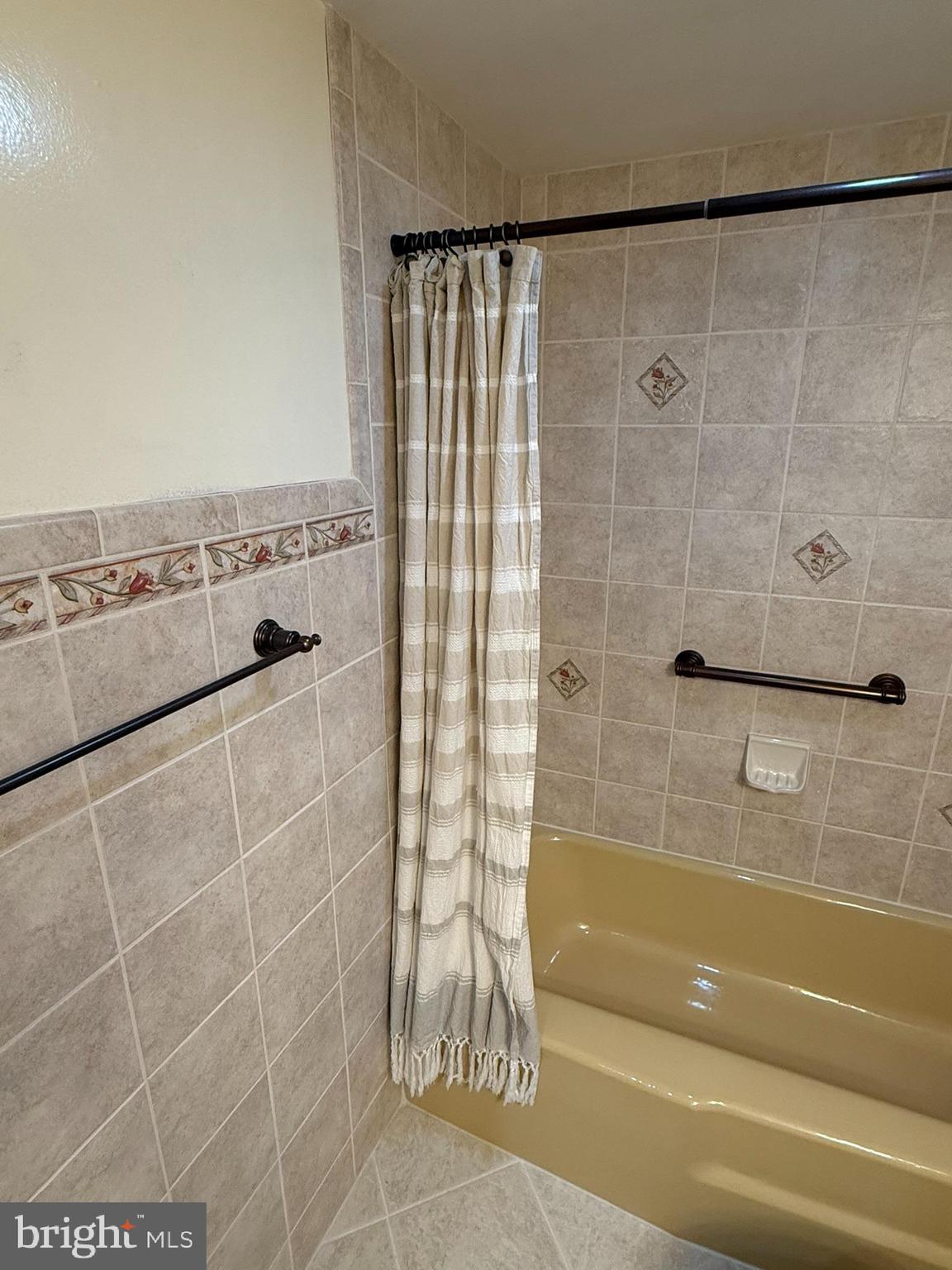 ORANGE HUNT ESTATES - Residential