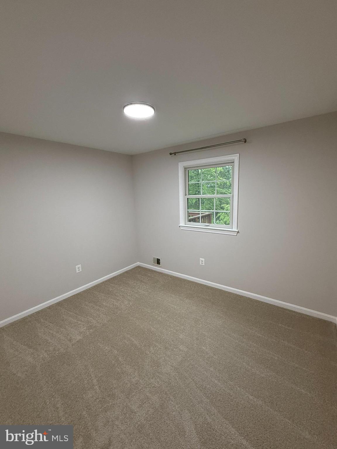 ORANGE HUNT ESTATES - Residential