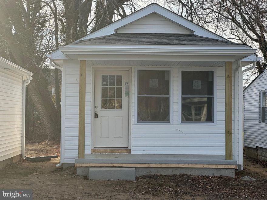 Proposed New Construction – 3BR/2BA Ranch in City of Dover – Ready Dec 1, 2025 – $275,000

Be the first to own this thoughtfully designed 3-bedroom, 2-bathroom ranch-style home offering 1,200 square feet of comfortable, modern living — all in the City of Dover with city water and sewer services.

This new construction home features:
 • Durable LVP flooring throughout
 • Modern stainless steel appliances
 • Stylish quartz countertops
 • Recessed lighting and ceiling fans
 • Energy-efficient heat pump and conditioned crawl space
 • 200-amp electrical panel
 • Architectural shingles and low-maintenance vinyl siding

🎨 Buyer can select certain finishes depending on construction timeline
📅 Estimated completion: December 1, 2025
💰 List Price: $275,000

Conveniently located near shopping, schools, dining, and commuter routes. This is a great opportunity for first-time buyers, downsizers, or anyone looking for quality new construction in Dover at an affordable price.

📞 Contact today for more info or to submit and offer!