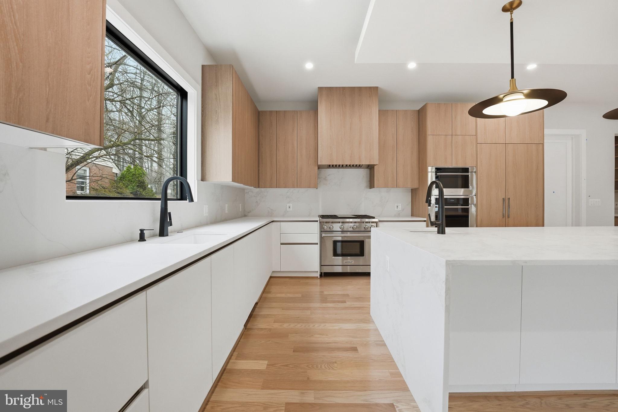 PIMMIT HILLS - Residential