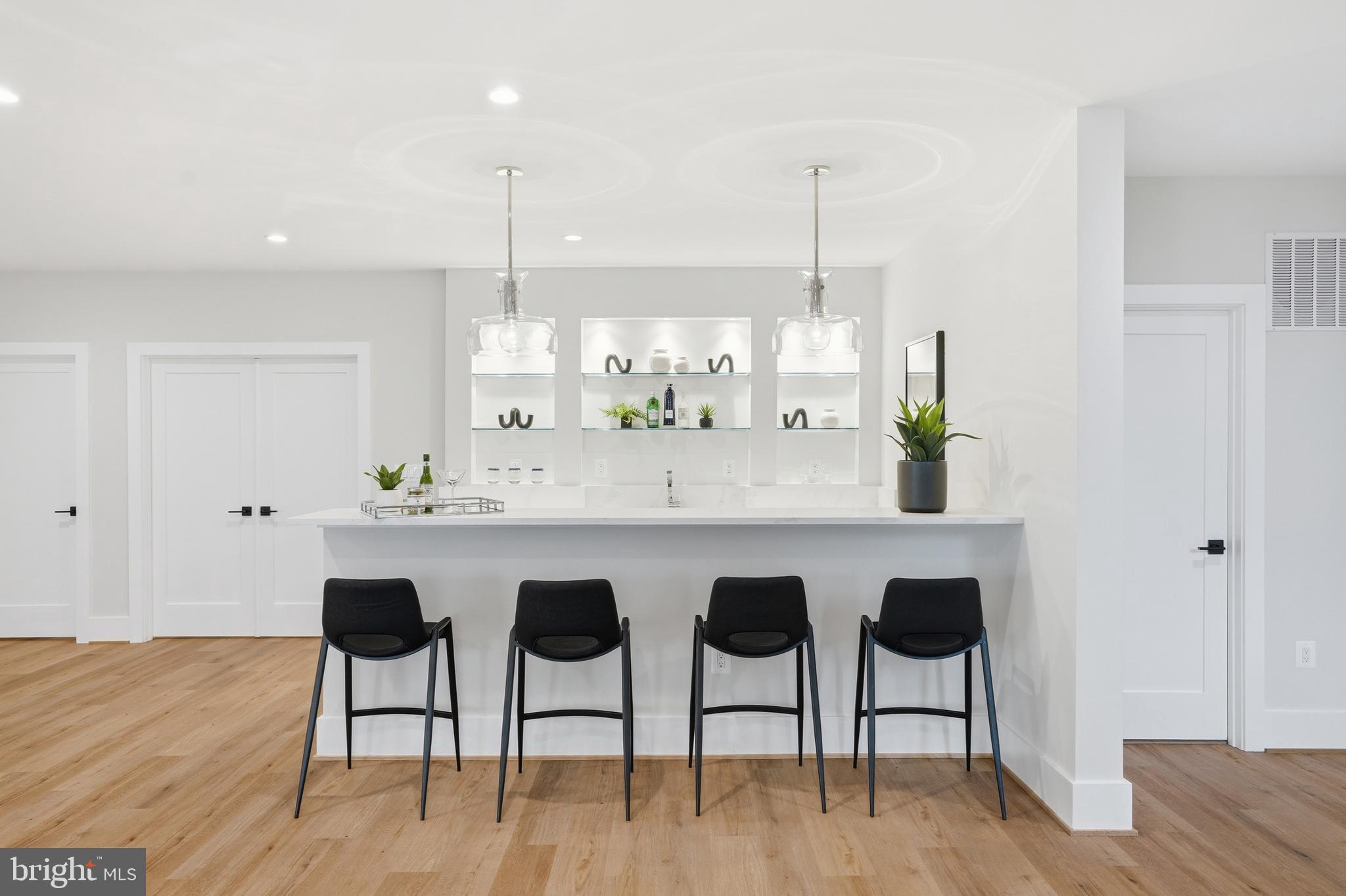 PIMMIT HILLS - Residential