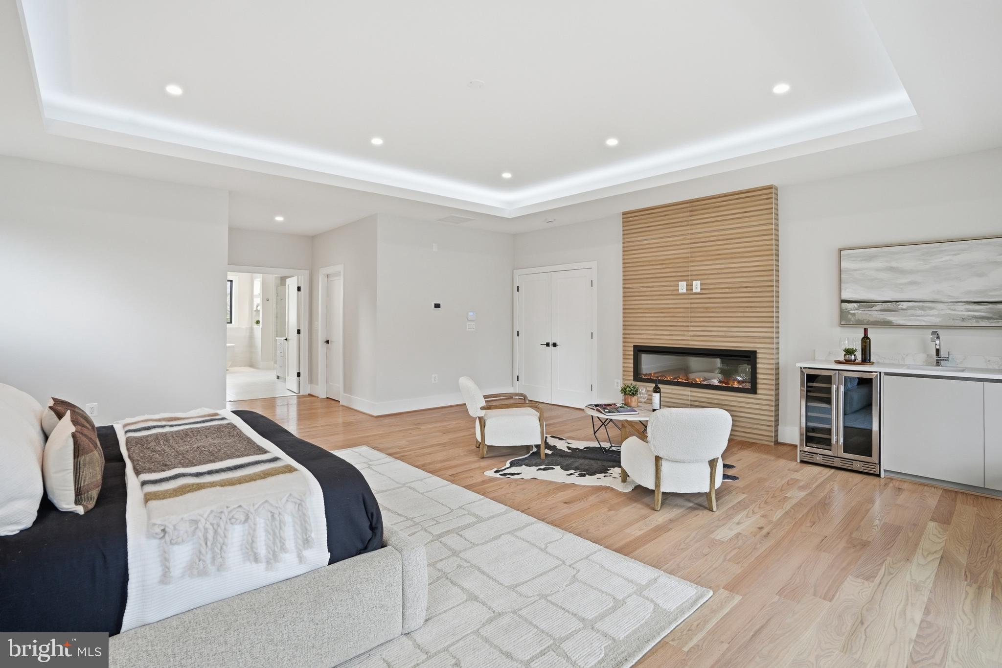 PIMMIT HILLS - Residential