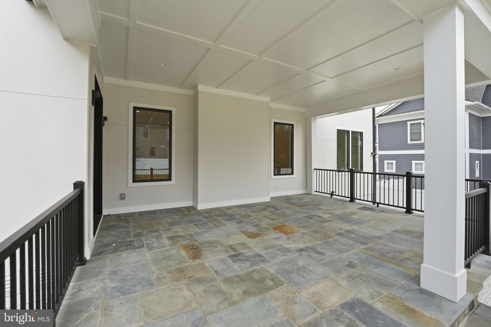 PIMMIT HILLS - Residential