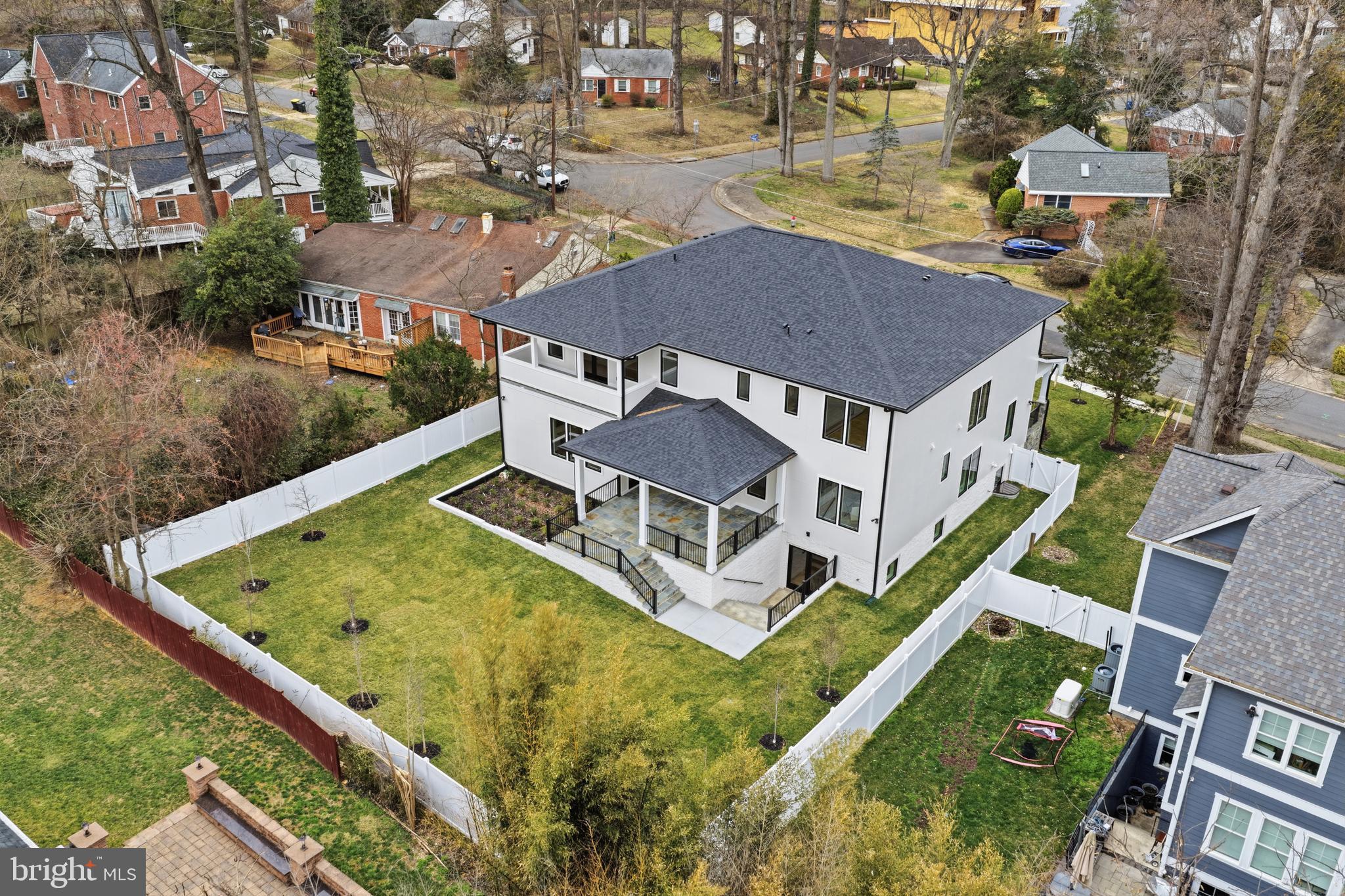 PIMMIT HILLS - Residential