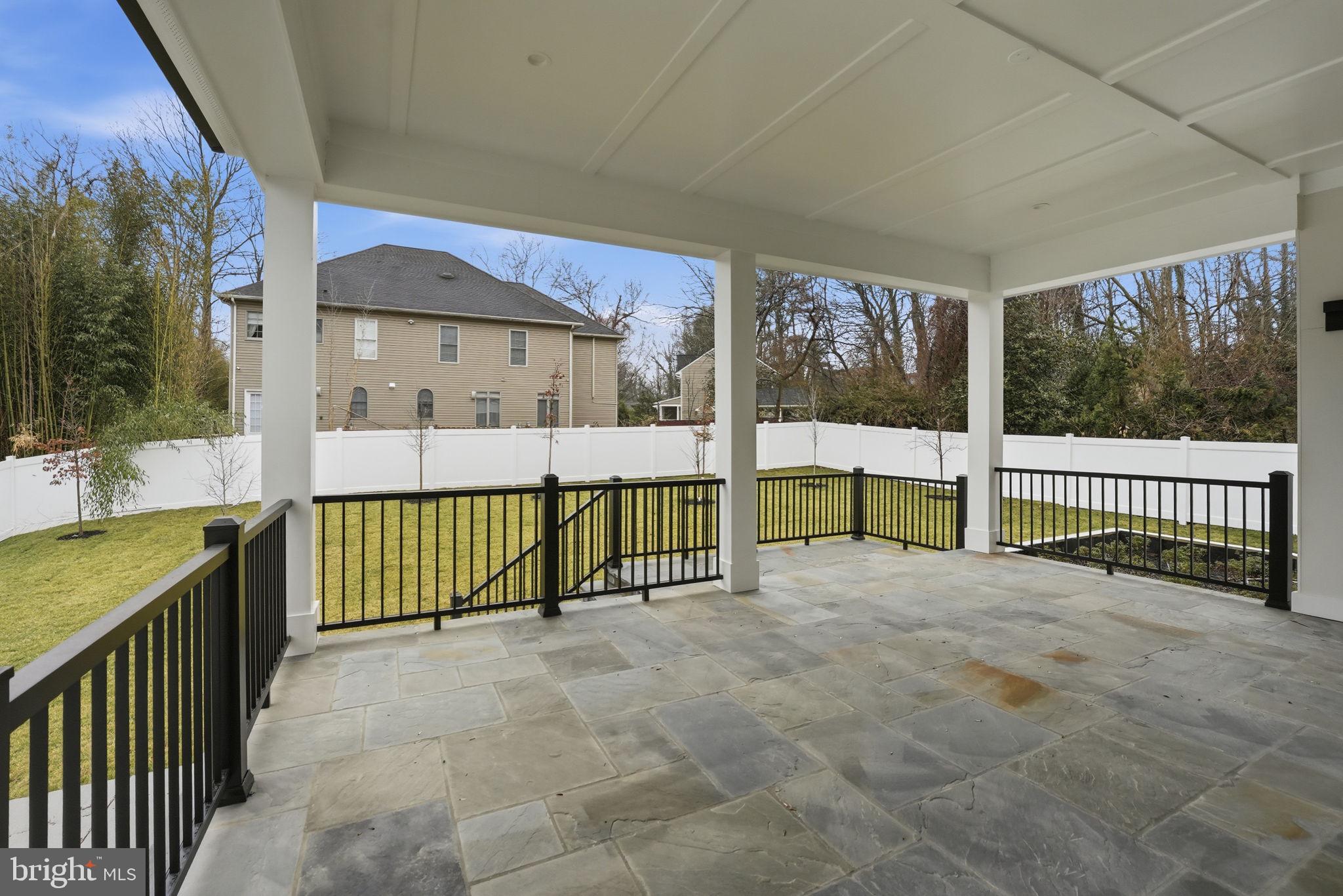 PIMMIT HILLS - Residential