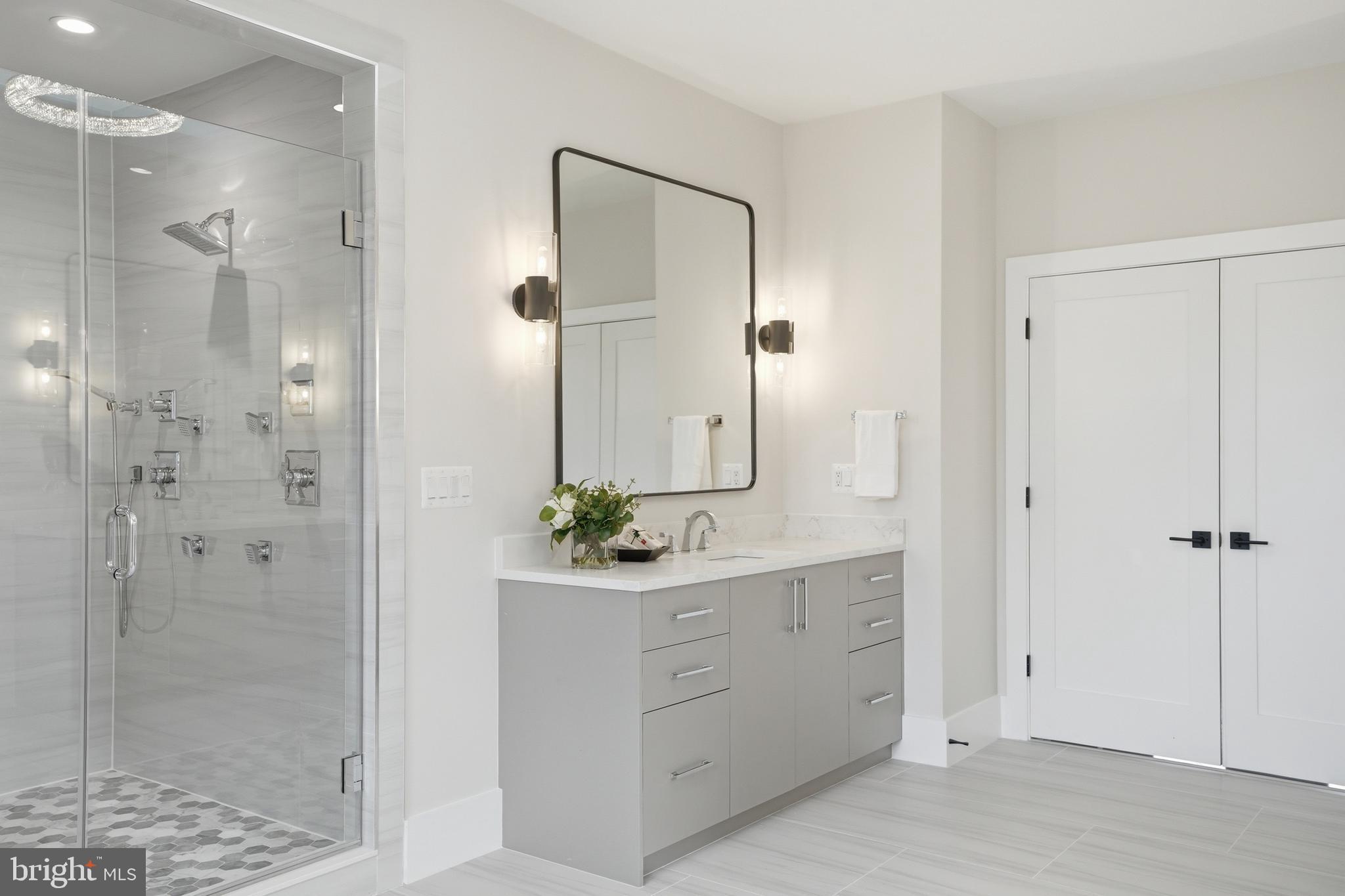 PIMMIT HILLS - Residential