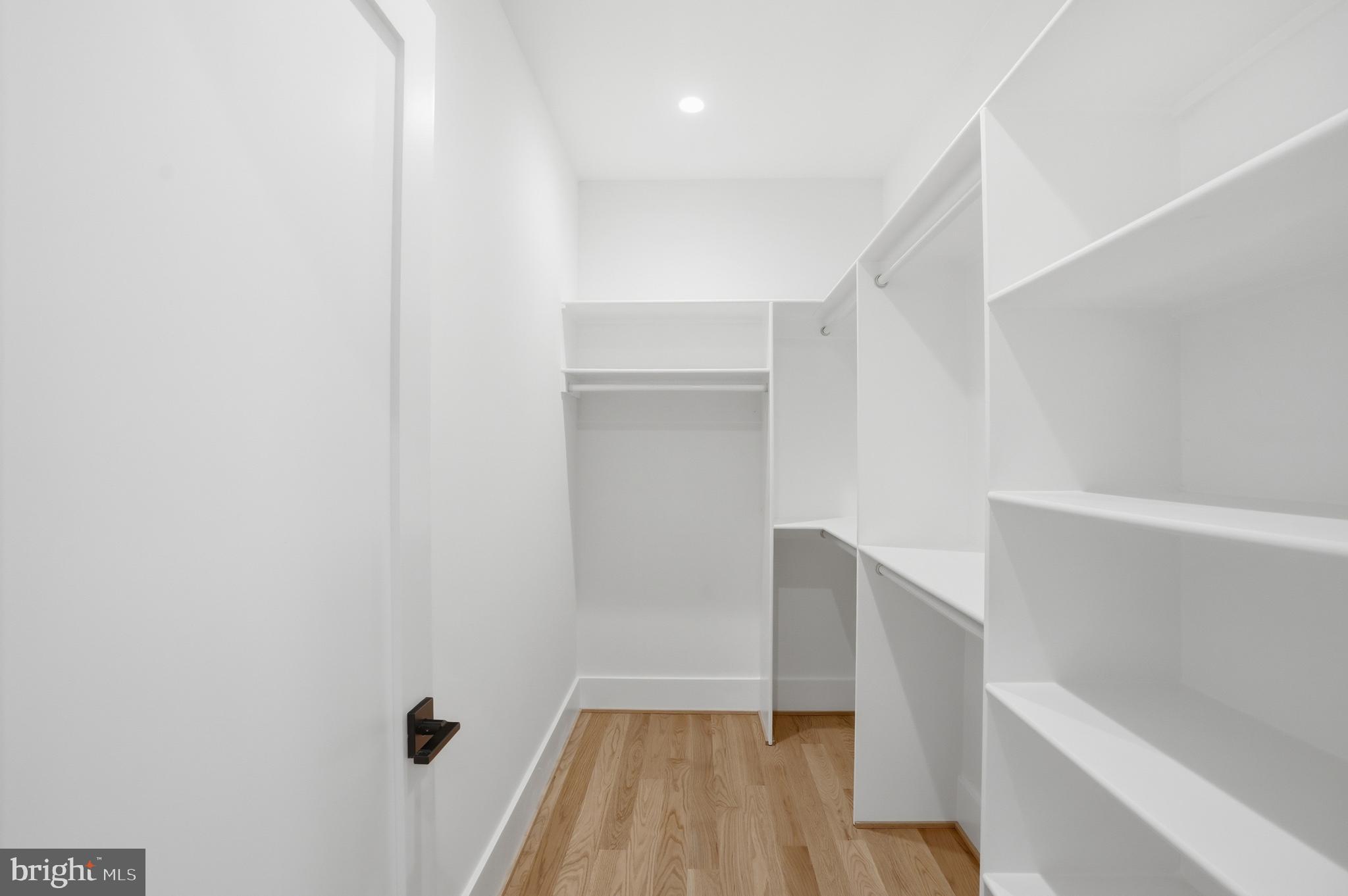 PIMMIT HILLS - Residential