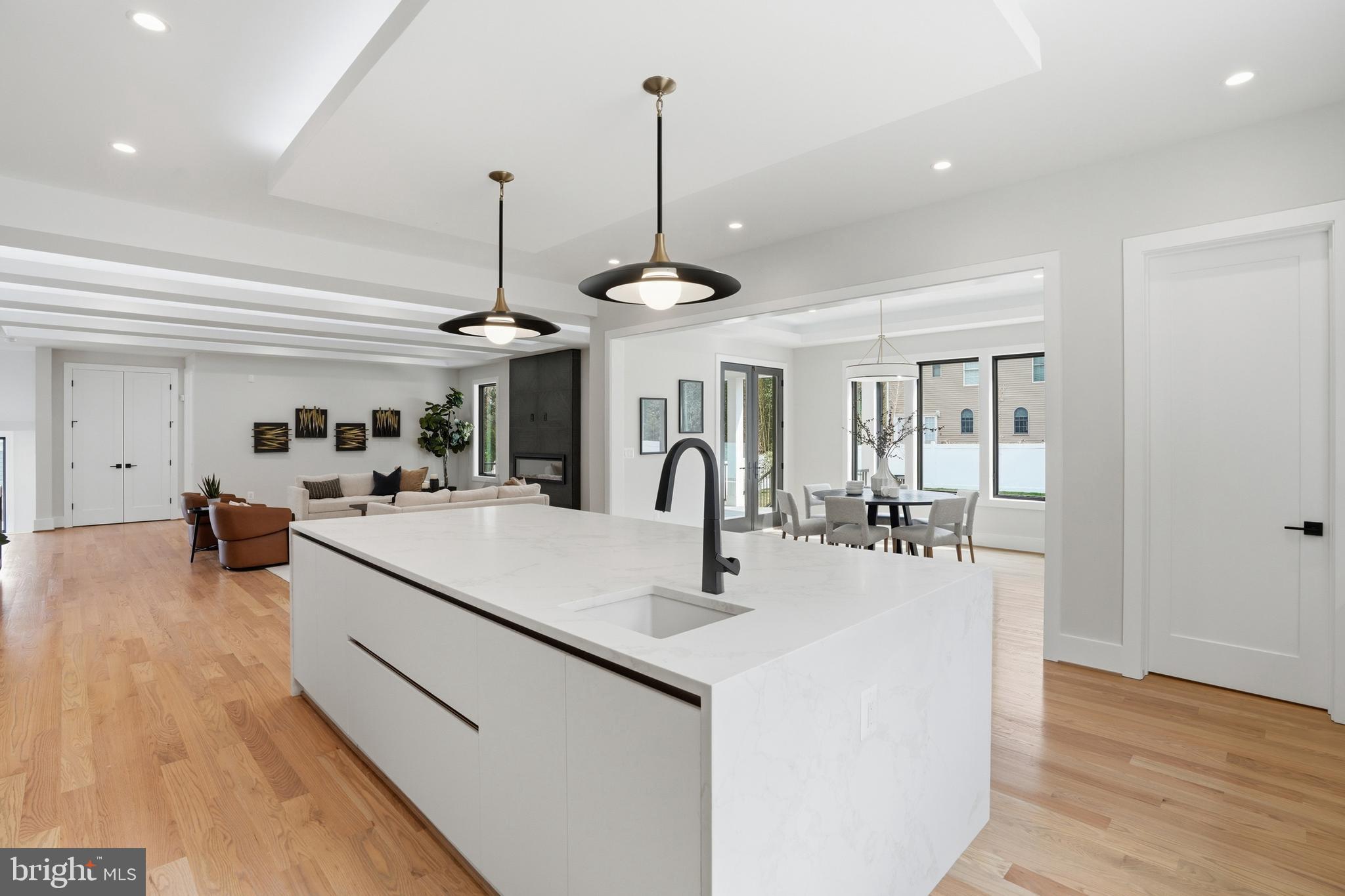 PIMMIT HILLS - Residential