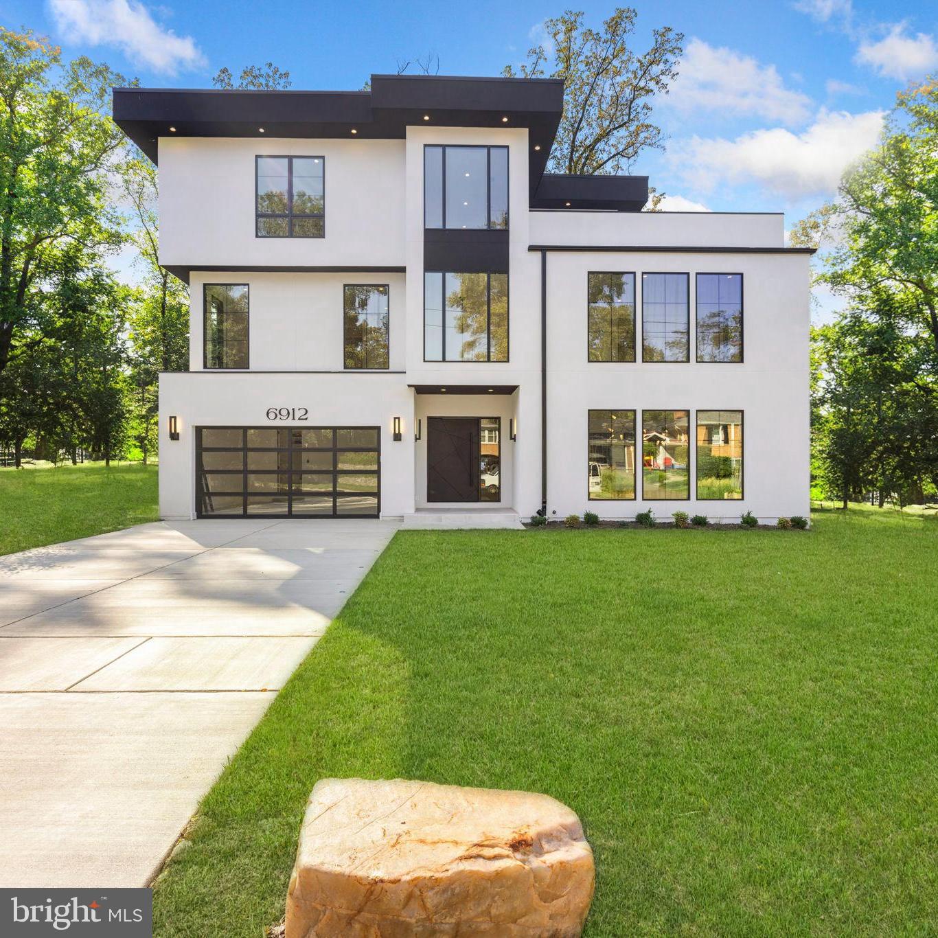 KENWOOD PARK - Residential