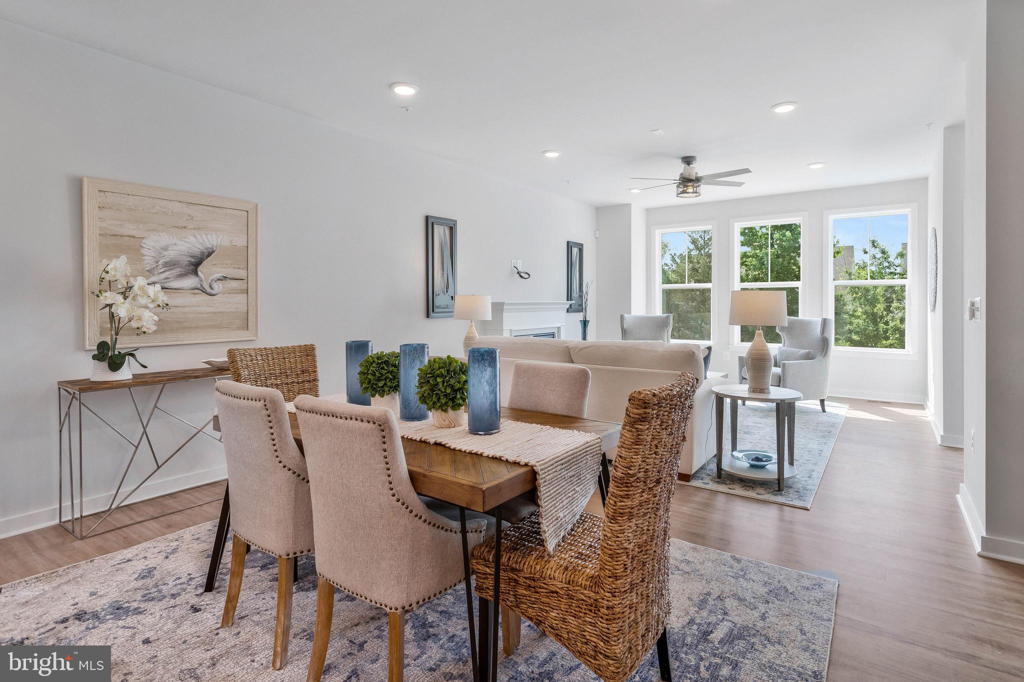 13700 CAPTAINS COURT
