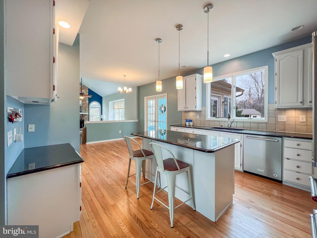 JAMISON HUNT - Residential