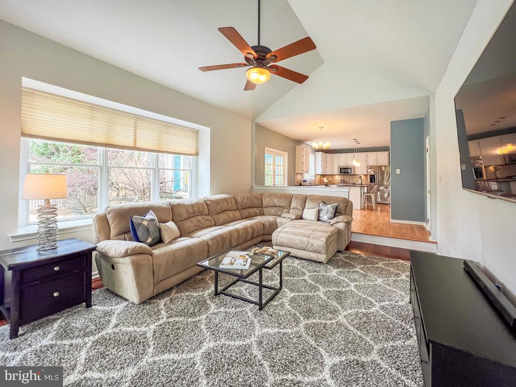 JAMISON HUNT - Residential