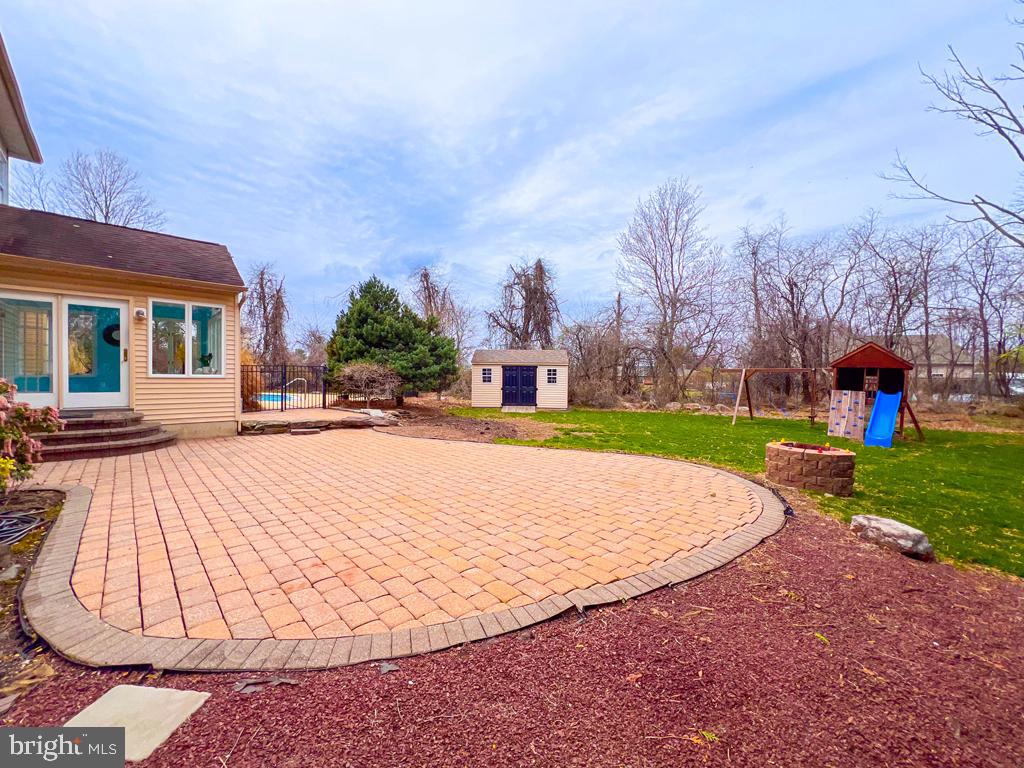 JAMISON HUNT - Residential