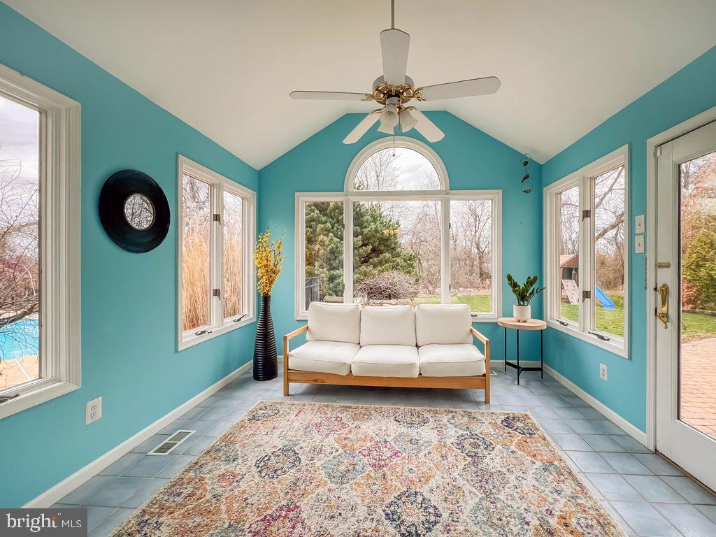 JAMISON HUNT - Residential