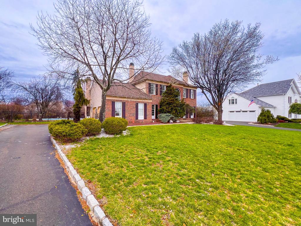 JAMISON HUNT - Residential