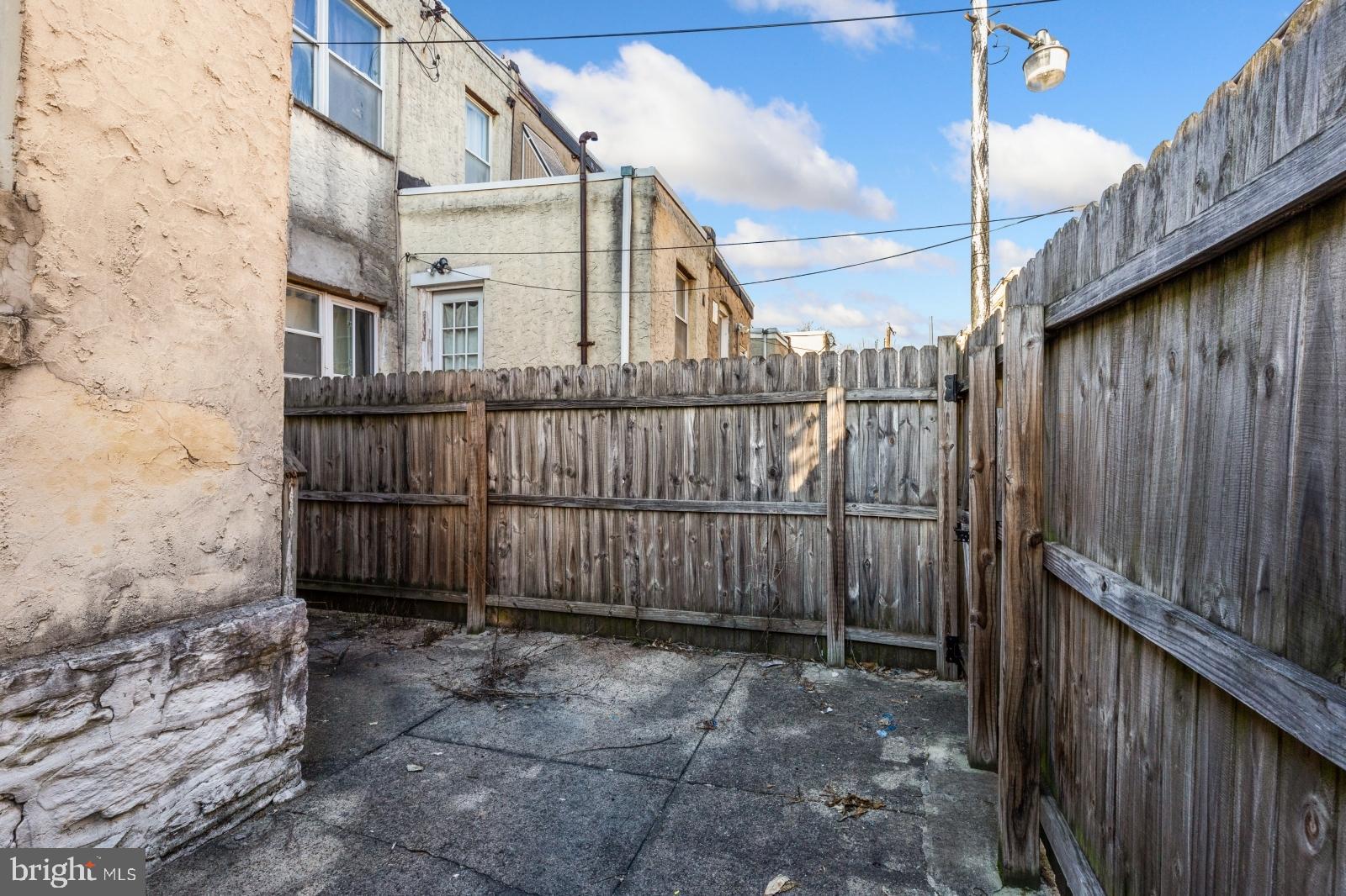 GRAYS FERRY - Residential